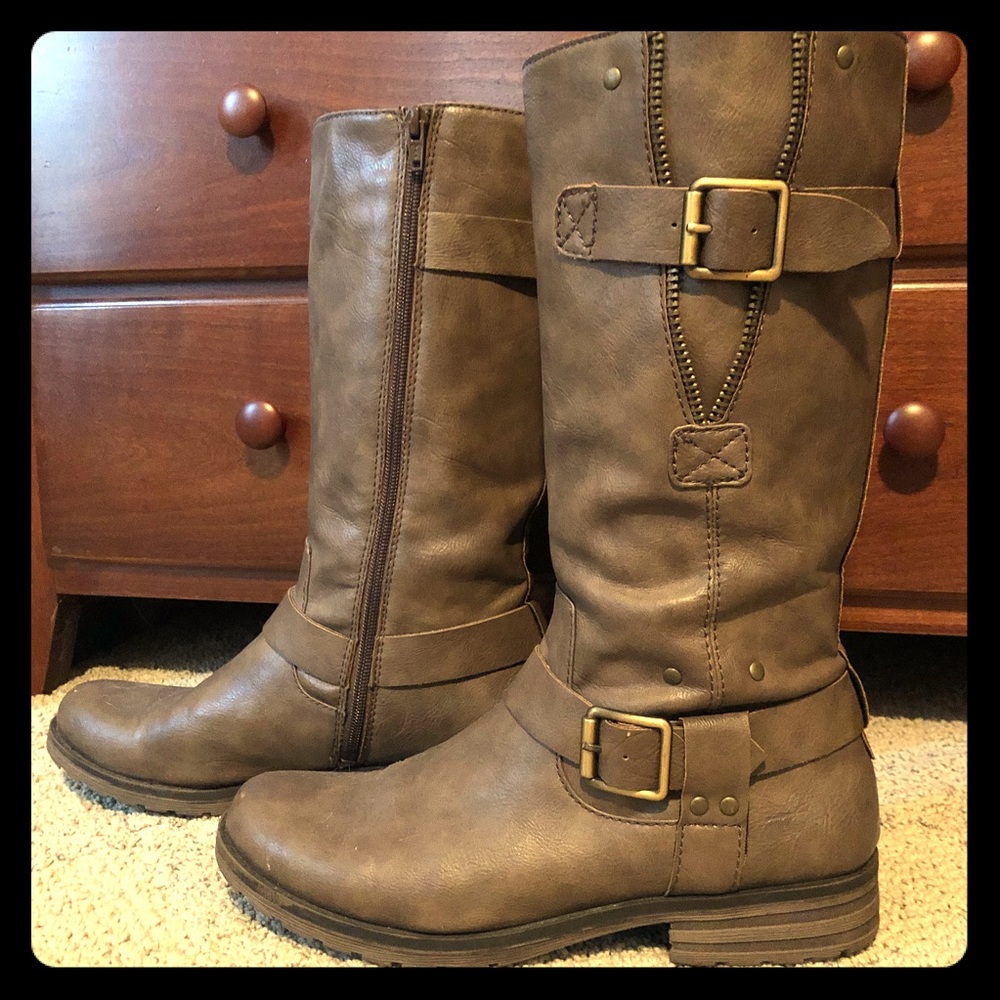 Gray Naturalizer boots with buckles & zippers